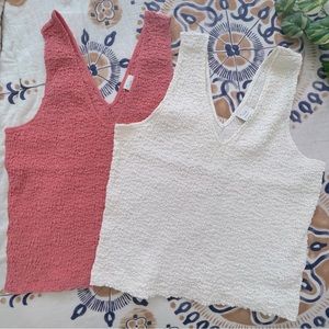 A New Day | Women’s V-Neck Tank Bundle in Crème and Coral XL